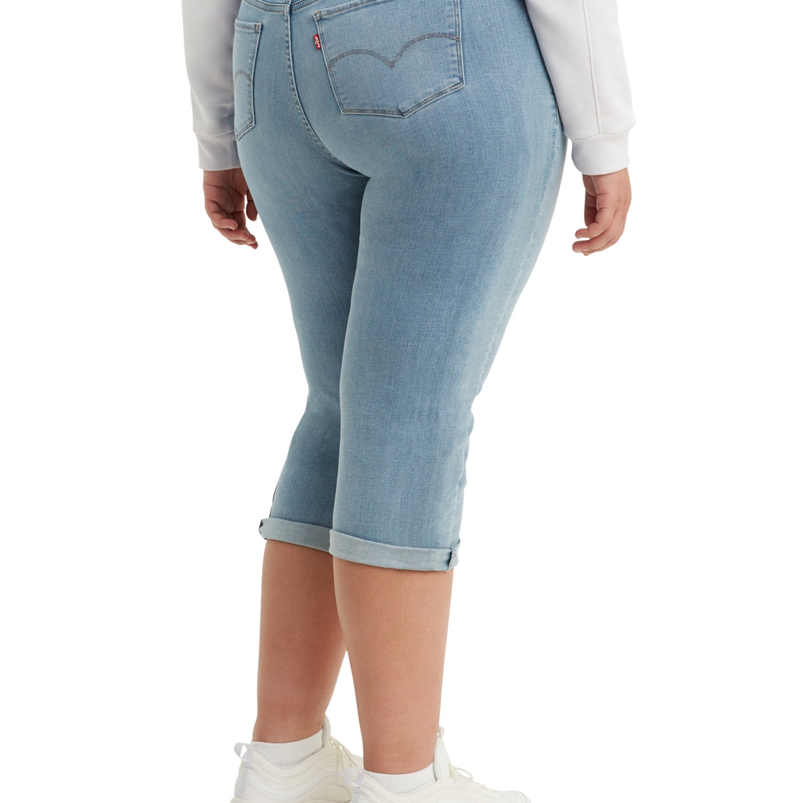 Levis Women Plus Trendy Shaping Capri Jeans