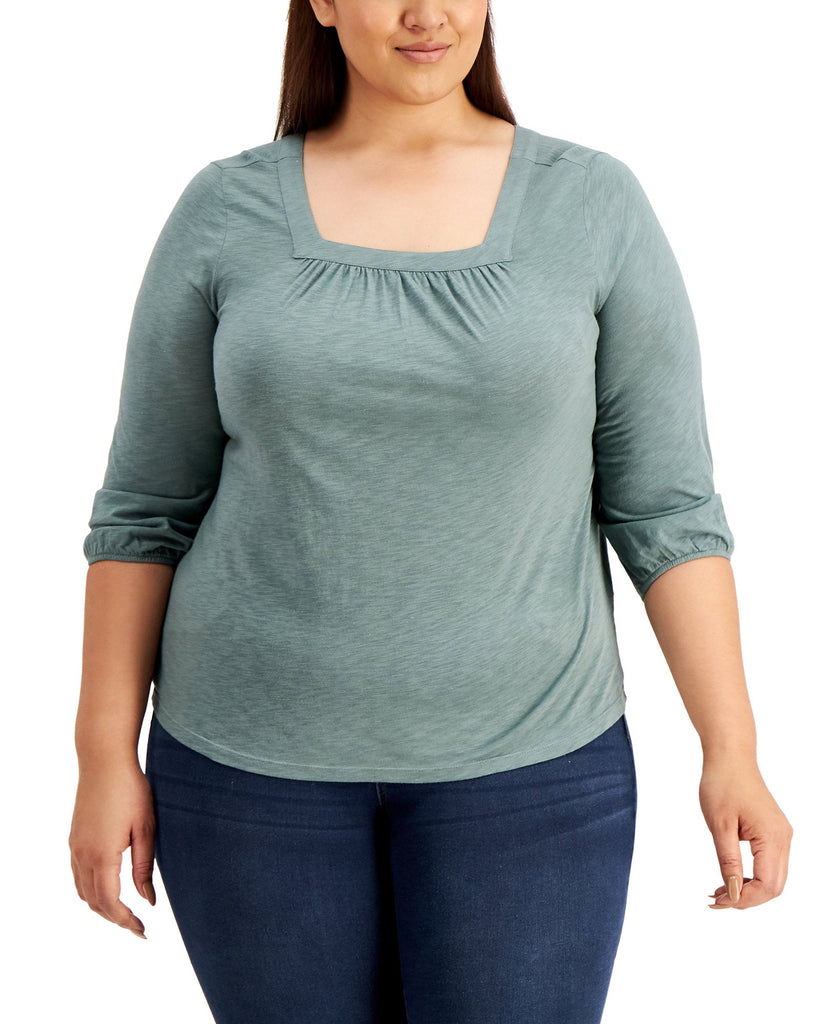 Women's Plus Tops