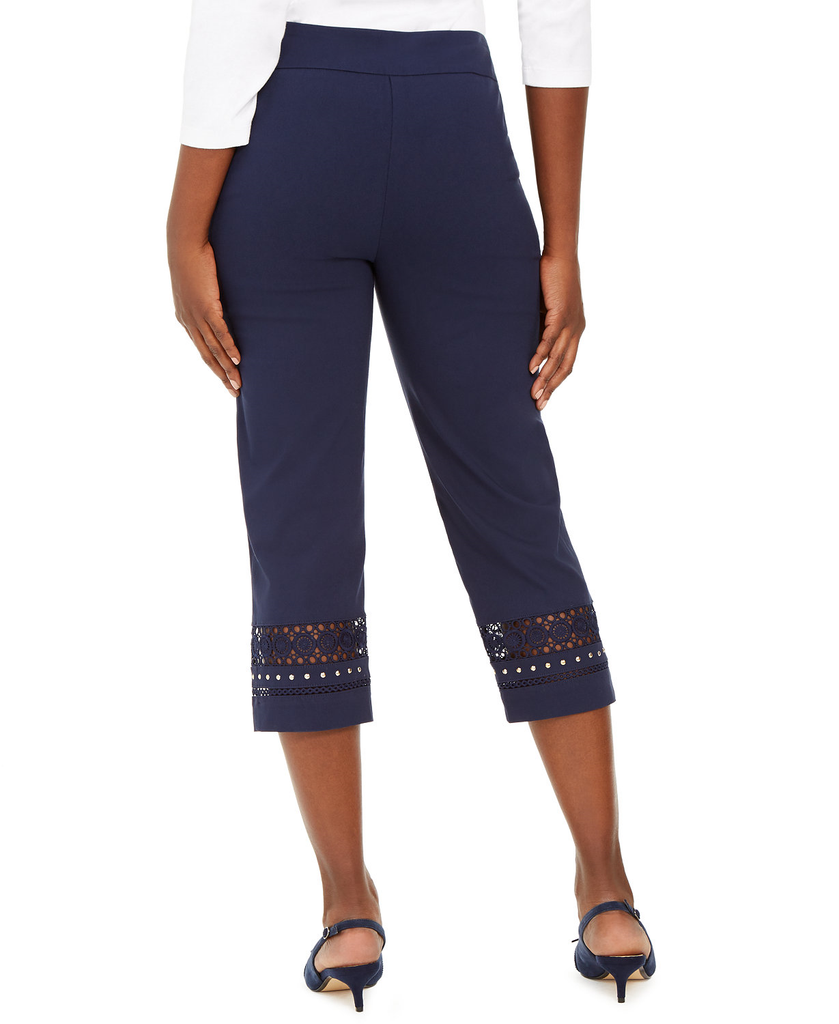 JM Collection Women Crochet Trim Studded Capris